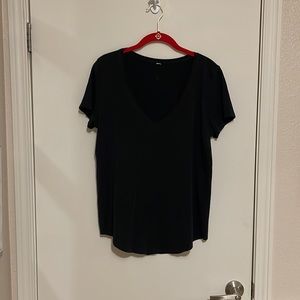 Lululemon Love V-Neck T-Shirt